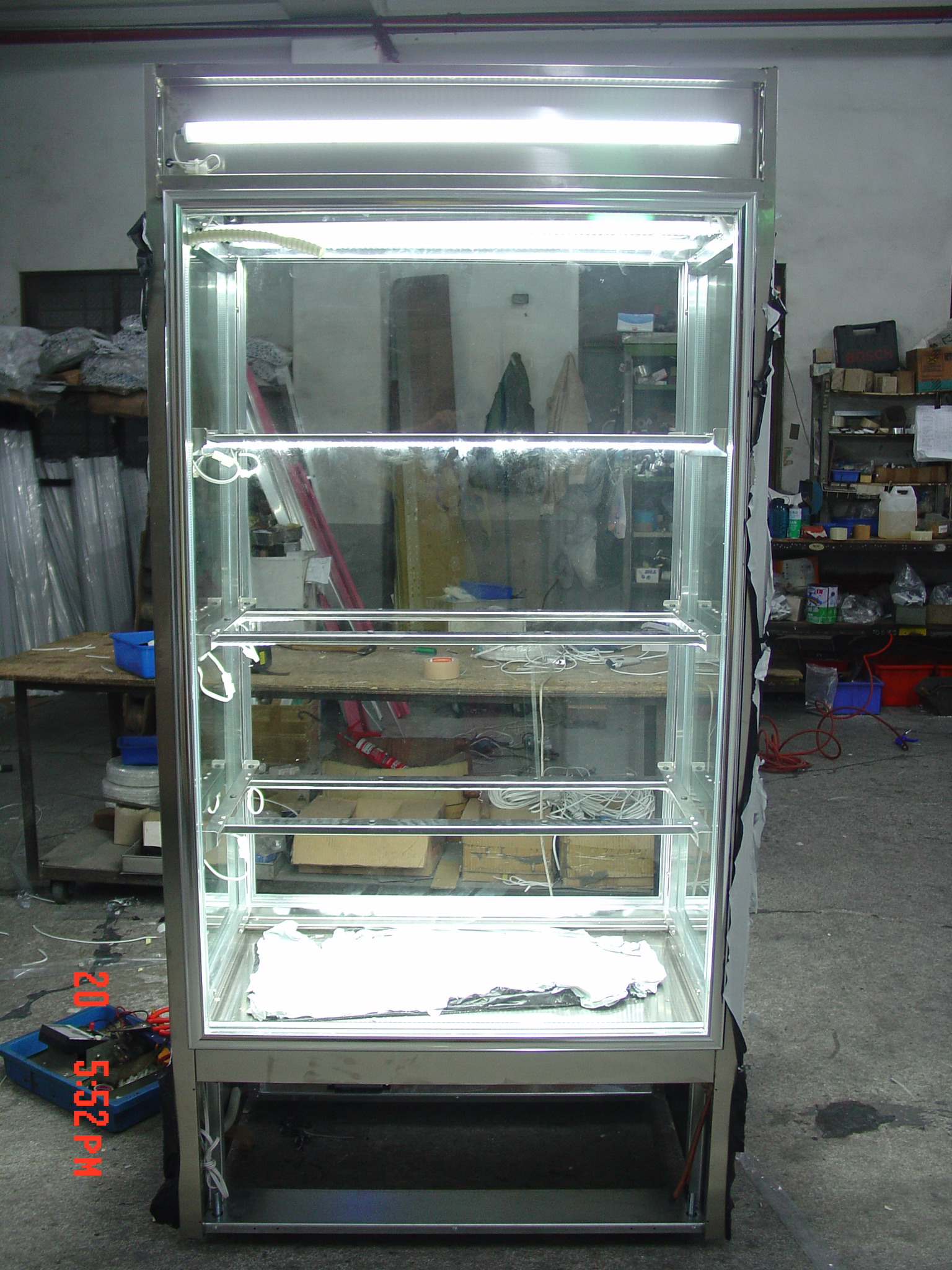 PLANT INCUBATOR